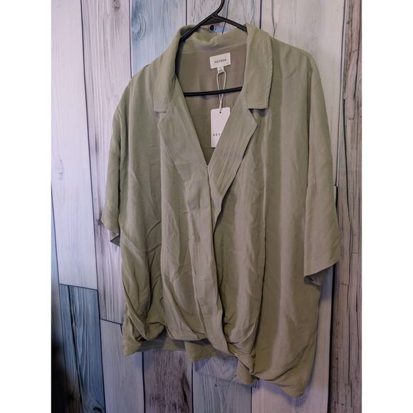 Heyson S/S Button Up Collared Plus Size NWT Women's Top Sz 3X Neutral Casual - Picture 3 of 5